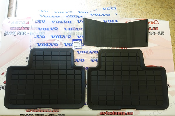 VOLVO 31470948 Комплект ковриков салона черных резиновых XC40 с 2017 года
