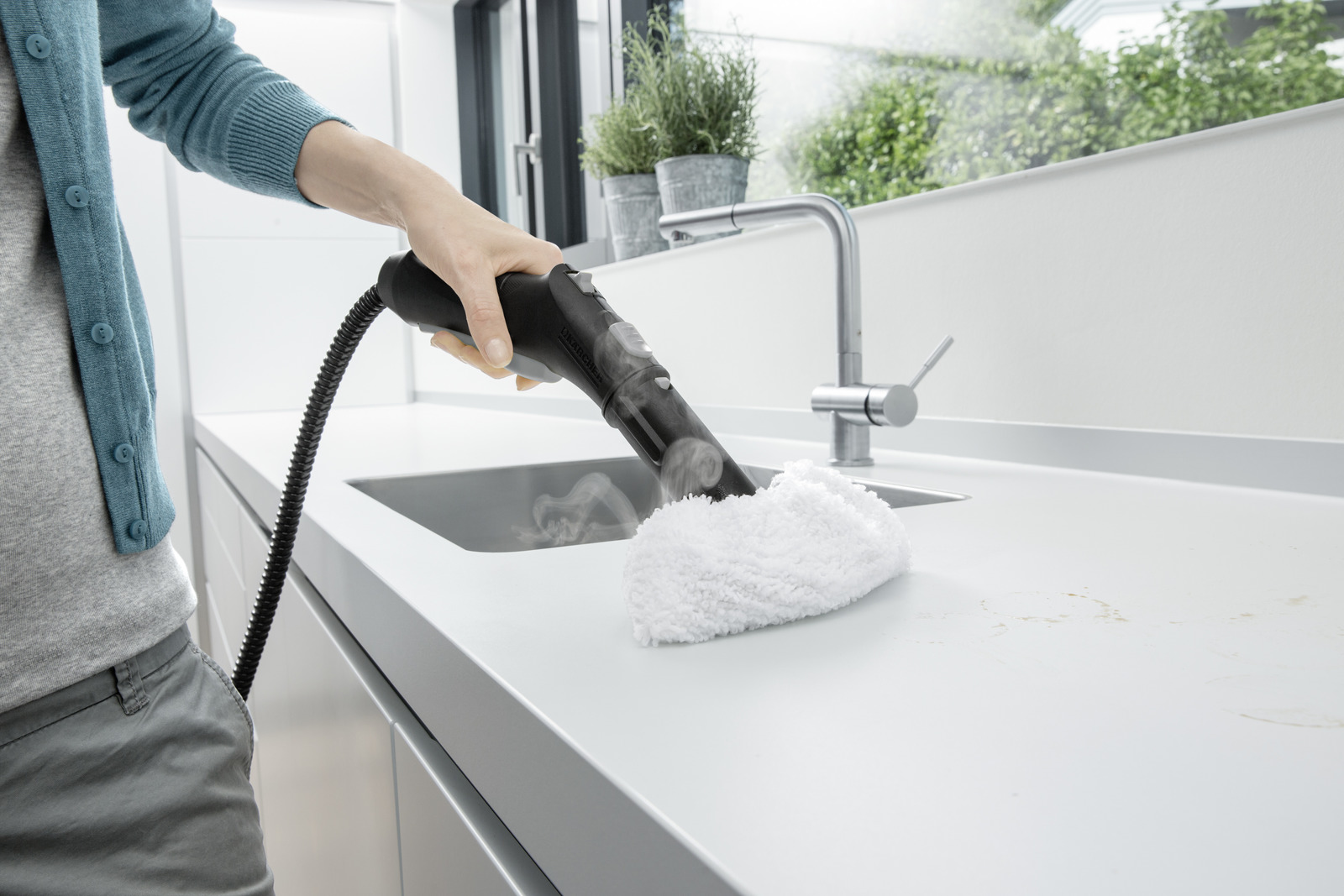 Пароочиститель KARCHER SC 2 Deluxe EasyFix Premium 15132530 Пароочиститель KARCHER SC 2 Deluxe EasyFix Premium 15132530