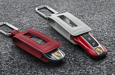 Кожаный чехол для ключа Porsche Leather Key Case 911/Panamera/Cayenne/Taycan,  971044003OU6 Saddle Tan (коричневый)