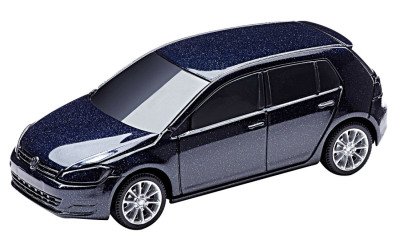 Модель автомобиля VW Golf с инерционным приводом, Scale 1:64