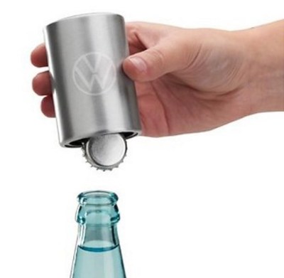 Открывалка для бутылок Volkswagen Metal Bottle Opener With Push Function NM,  000087703LTJKA