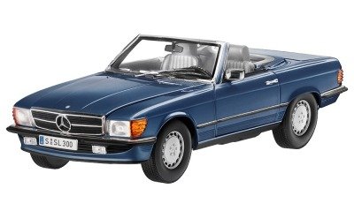 Модель Mercedes-Benz 300 SL, R107 (1985-1989), for Europe, Blue Metallic, Scale 1:18 B66040622