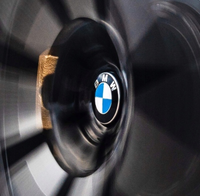 Фиксированная крышка ступицы литого диска BMW,  36122455268 диаметр 56 мм.